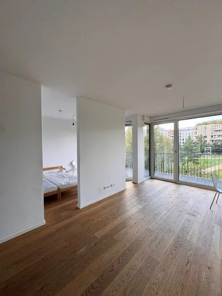 Wunderschöne helle 2 Zimmer Wohnung in Schöneberg — photo 1